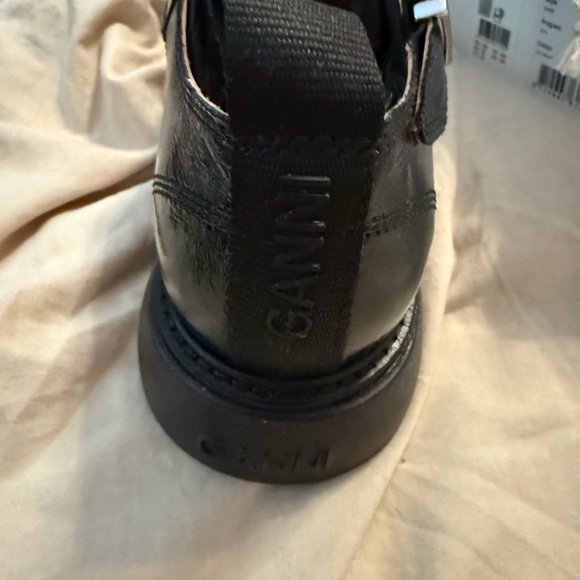 Ganni Cream Storage Box with Drawstring - Picture 2 of 4